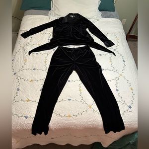 Black tie up velvet sweat suit